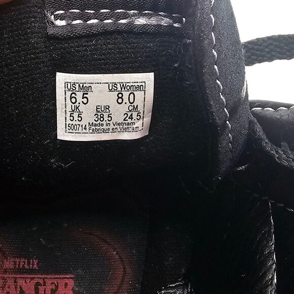 Vans Black & Red Stranger Things Friends Don't Lie Demogorgon Sk-8 Hi Sneakers - Picture 10 of 10